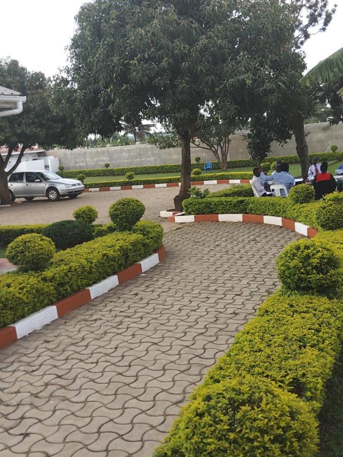 Lucia Villas Mbale Exterior photo